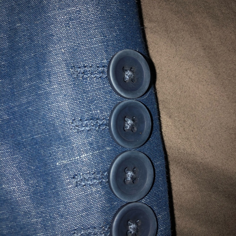 Blazer - Picture 4 of 7